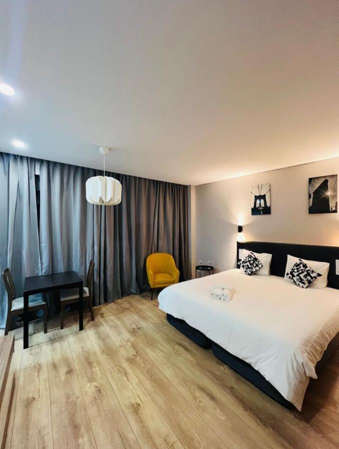 Apartamento Sociedade Farmaceutica Лиссабон Экстерьер фото