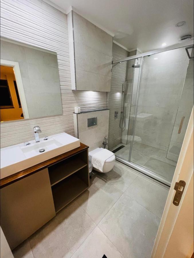 Apartamento Sociedade Farmaceutica Лиссабон Экстерьер фото