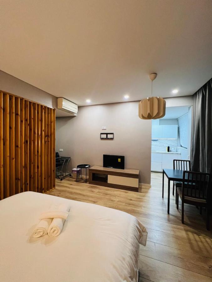 Apartamento Sociedade Farmaceutica Лиссабон Экстерьер фото