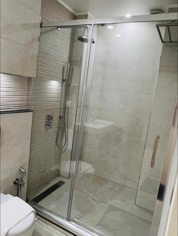Apartamento Sociedade Farmaceutica Лиссабон Экстерьер фото