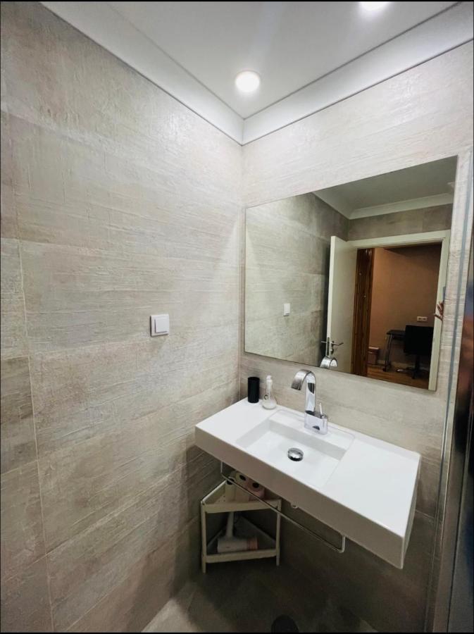Apartamento Sociedade Farmaceutica Лиссабон Экстерьер фото
