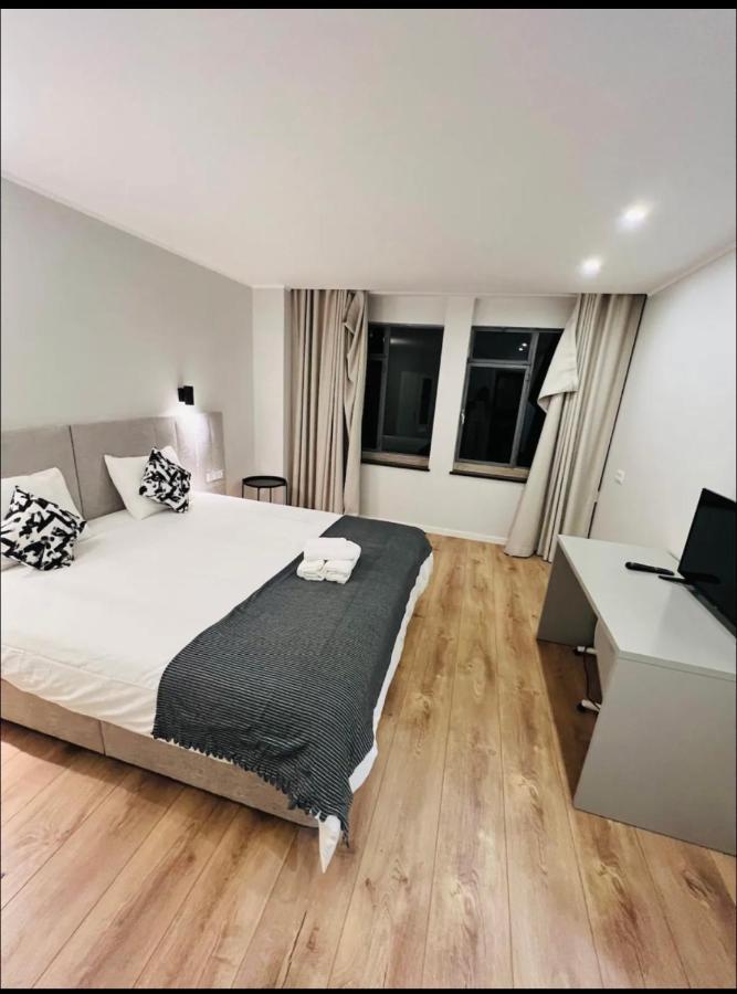 Apartamento Sociedade Farmaceutica Лиссабон Экстерьер фото