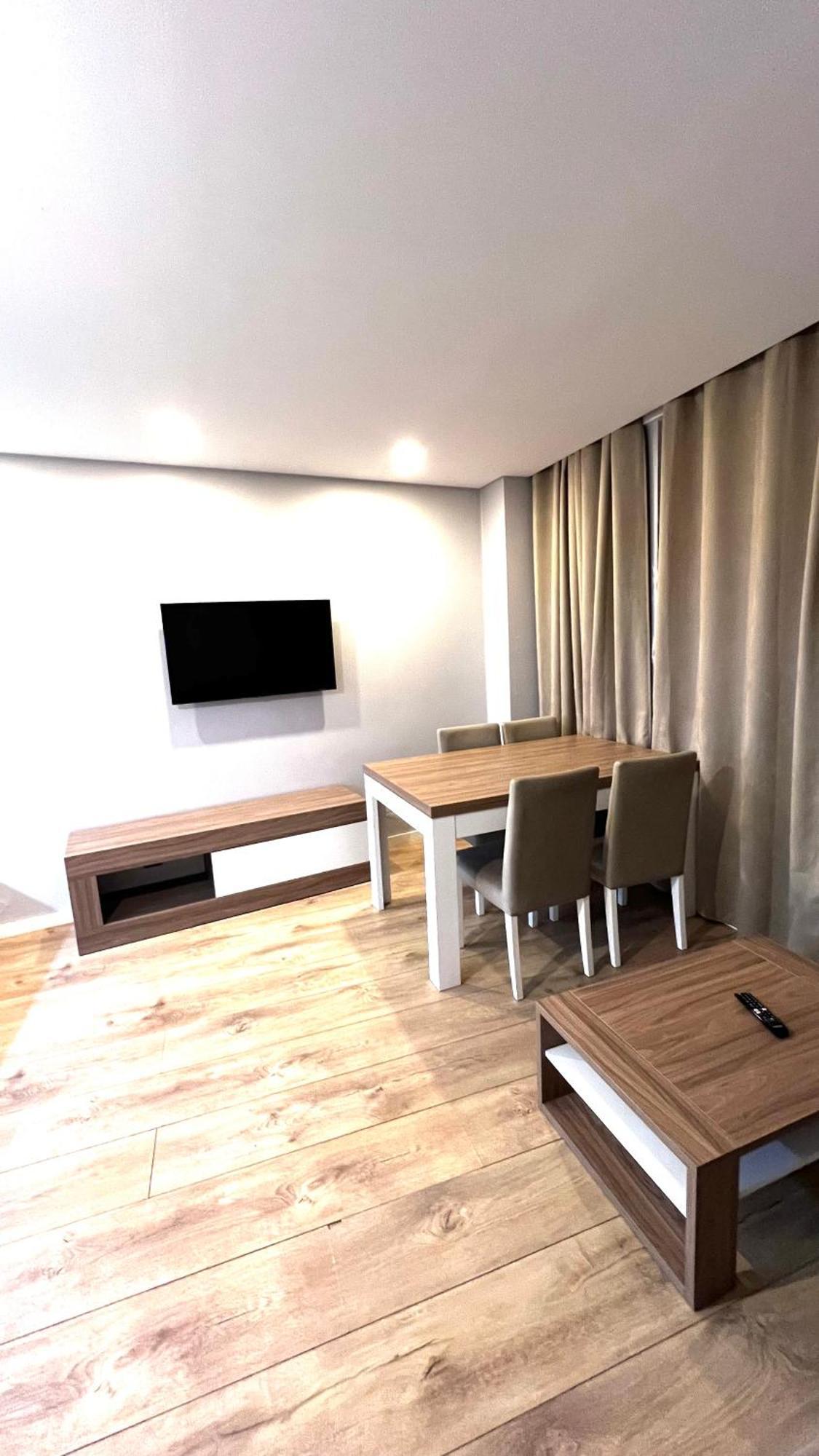 Apartamento Sociedade Farmaceutica Лиссабон Экстерьер фото